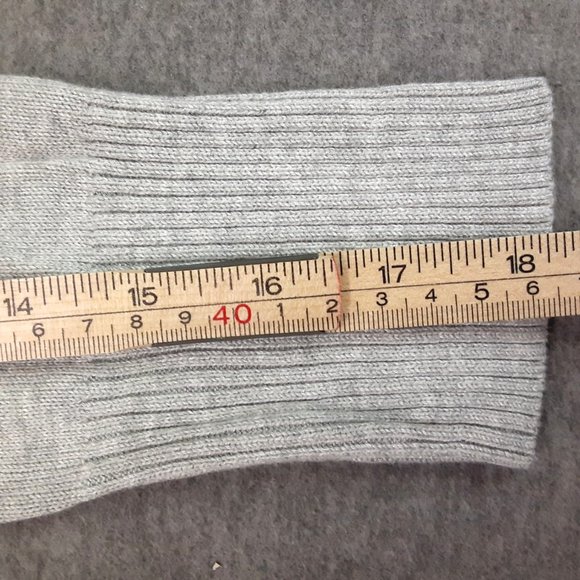 Crown & Ivy Womans Knit Sweater Size Petite XL, Pullover with Zip Accent Gray - Picture 7 of 9